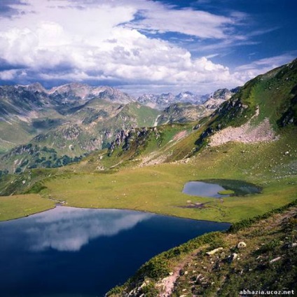 Valea celor șapte lacuri