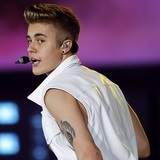 Justin Bieber a explicat motivul abandonării bruscă a turneului mondial - esența evenimentelor