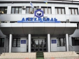 Privatizarea economiei artemsol prima linie are multe riscuri - politolog