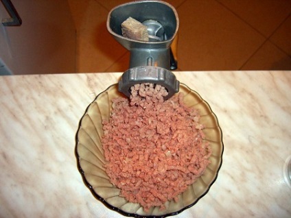 Töltelék a ravioli - lépésről lépésre recept féle darált hús