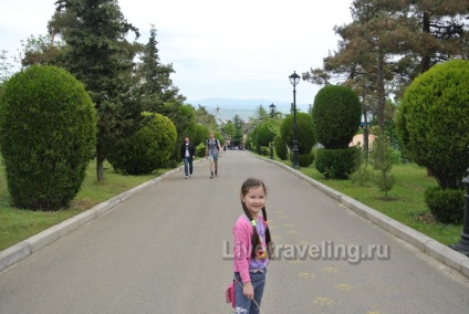 Gore és Mtatsminda Park Tbilisziben - élőben utazás