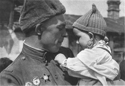Cum să atragă un soldat al Marelui Război Patriotic