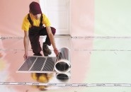Ce tip de acoperire este potrivit pentru un film de podea caldă?