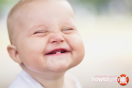 Cum să înțelegeți că dinții unui copil sunt tăiați