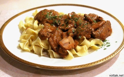 Cum să gătești carne de vită Stroganoff în cremă, asta-i tot!