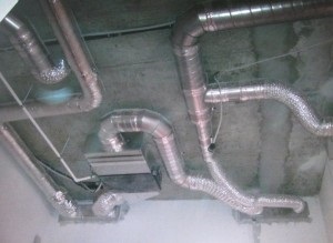 Cum se instalează un sistem split, un aparat de aer condiționat tip canal într-un apartament