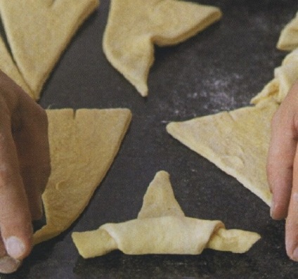 Croissants din rețete de patiserie gata preparate, ls