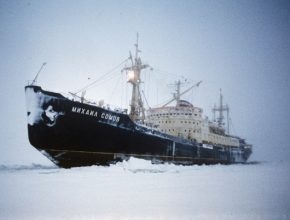 Icebreaker Michael Thunder