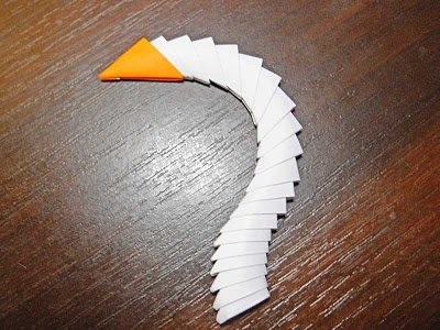 Modele origami pentru vaza, lebada, sarpele si florile incepatorilor