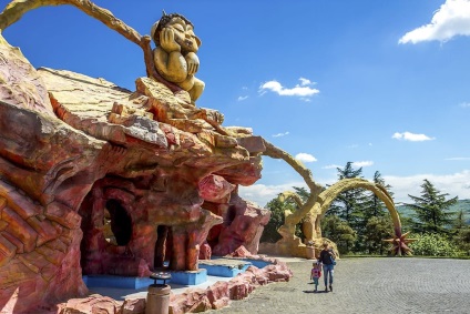 Mtatsminda - parc de distracții - bomba - în Tbilisi