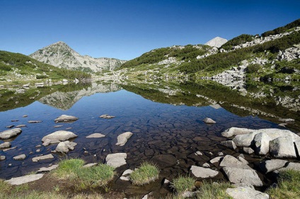 Descrierea Parcului Național Pirin, itinerariul de vizitare a obiectivelor turistice, informații despre cum să ajungeți acolo