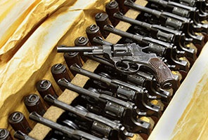Puțin din istoria revolverului, enciclopedia de arme
