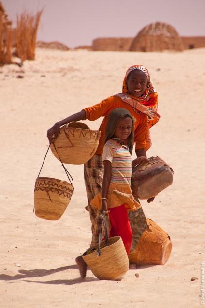 Oaze în marea infinită a nisipurilor din Africa, proaspătă - cea mai bună din Runet pentru o zi!