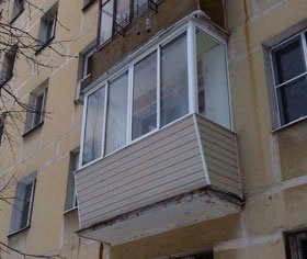 Geamurile balconului în prețul lui Hrușciov sunt de 27.000 de ruble