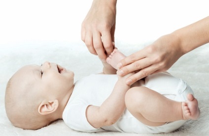 Hernia ombilicală la nou-născuți și tactici de tratament în caz de boală