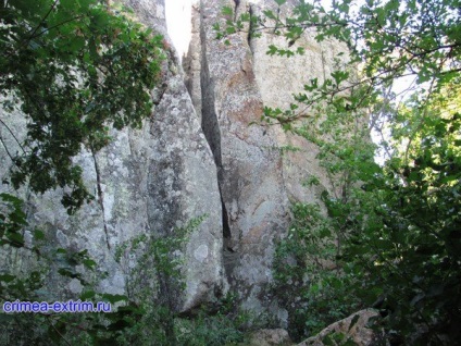 Călătorește prin canioane