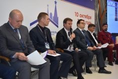 Rosneft a modernizat laboratoarele mobile pentru controlul calității produselor petroliere