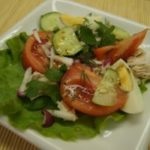 Saláta paradicsom és uborka és bazsalikommal - a titkait főzés
