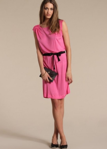 Abból, amit viselni rózsaszín ruha tippek a stílusos képek