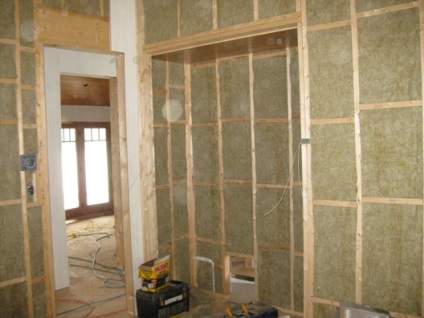 Izolarea fonică a zidurilor într-un apartament și numirea unei case, selectarea materialelor și etapele de instalare