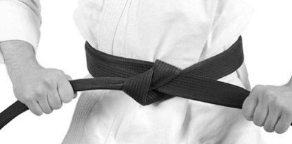 Tuxedo a kumite és kata a ruha - Karate egész életen át tartó