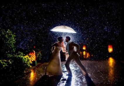 Esküvői séta az esőben!