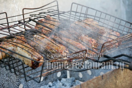 Sertésborda a grill recept egy fotó