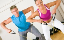 Exerciții cu greutăți pentru pierderea în greutate pentru bărbați și femei - un set de exerciții