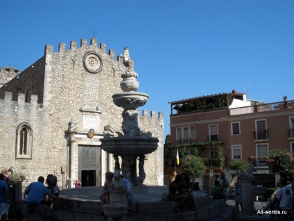 Taormina magnifică în sicilia