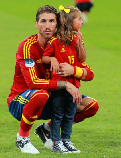 Viva, copiii Spaniei! Sport, fotbal, Euro 2012