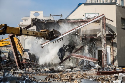 Proprietarii pavilioanelor demolate încearcă să-și returneze declarațiile