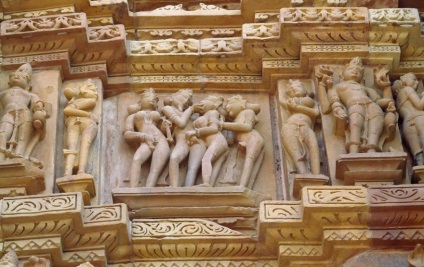 Temple de kajuraho kama-sutra în piatră