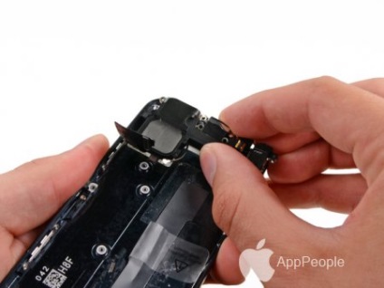 Înlocuirea portului de încărcare și a conectorului audio pentru iPhone 5