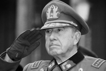 13 A történet az, hogy az élet elhagyta a legbrutálisabb diktátorok a huszadik század