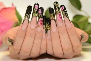 Design de acuarelă de unghii, o rețea de studiouri de frumusețe - nailsprofi