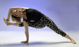 Asanele de yoga, îmbunătățind activitatea creierului