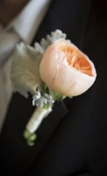 Boutonniere de la fotografie bujorului, idei cum să vă faceți propriile mâini