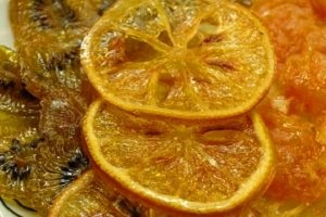 Fructe confiate din lămâi - răsucite pentru iarnă