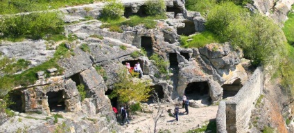 Excursie la Chufut-Kale peșteră din orașul Khanate din Crimeea