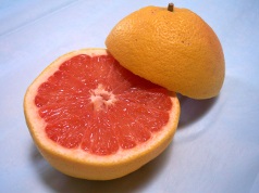 Uleiul de grapefruit de la delicatețea de utilizare a celulitei
