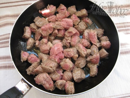 Goulash în limba maghiară din carne de vită, hozoboz - știm despre toate produsele alimentare