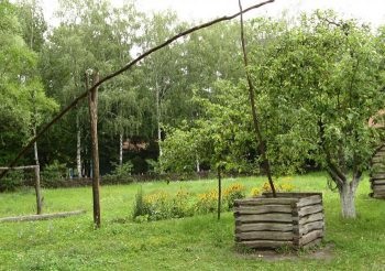 Как да се намери вода в добре мястото на външни признаци на подземните води