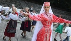Care este numele vacanței de primăvară a slavilor orientali, legat de comemorarea strămoșilor