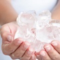 Как да се предпазите ръцете си от студена зима