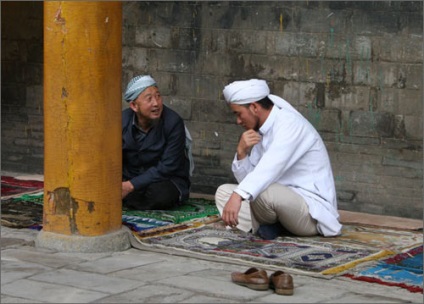 China are un drum lung spre pace cu musulmanii