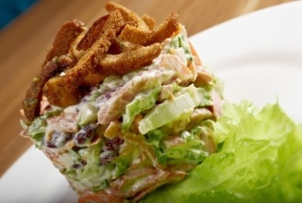 Klasszikus saláta - Olivier recept előnyei és hátrányai ételek