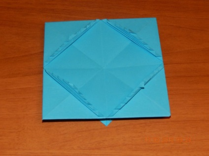 Kosár húsvéti tojások a origami technikával