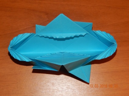 Coș de cumpărături pentru ouă de Paști în tehnica origami