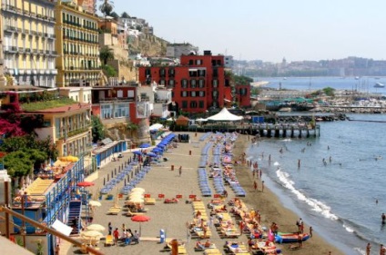 Cele mai bune plaje din apropiere de Napoli unde să înoți și cum să ajungi acolo