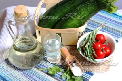 Marinate cu zucchini cu roșii de cireșe